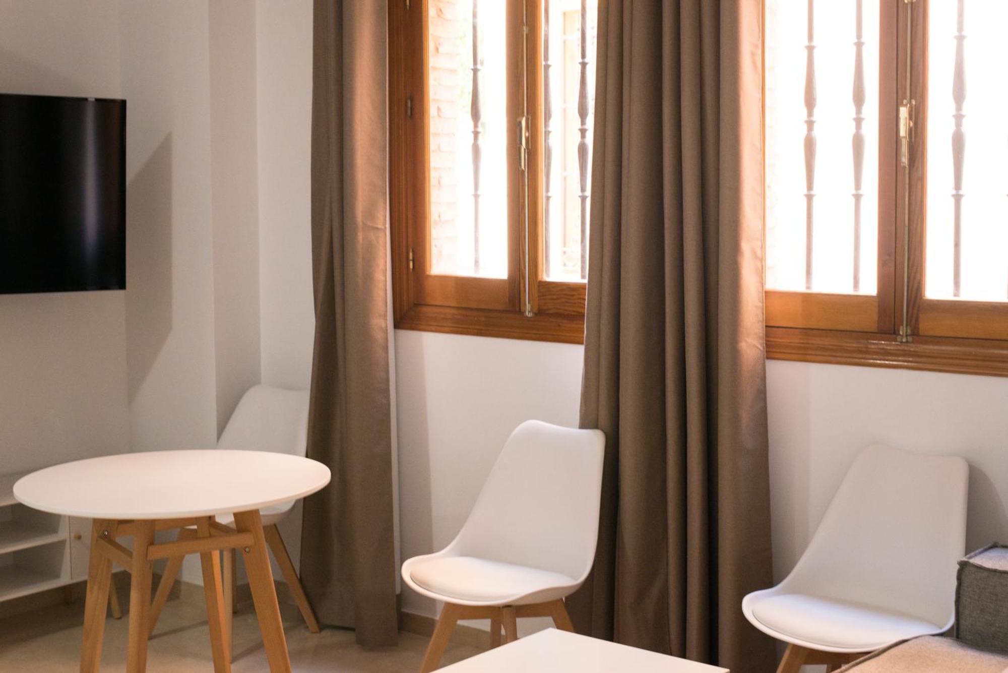 Apartamentos La Pila Del Pato Sevilla Eksteriør bilde